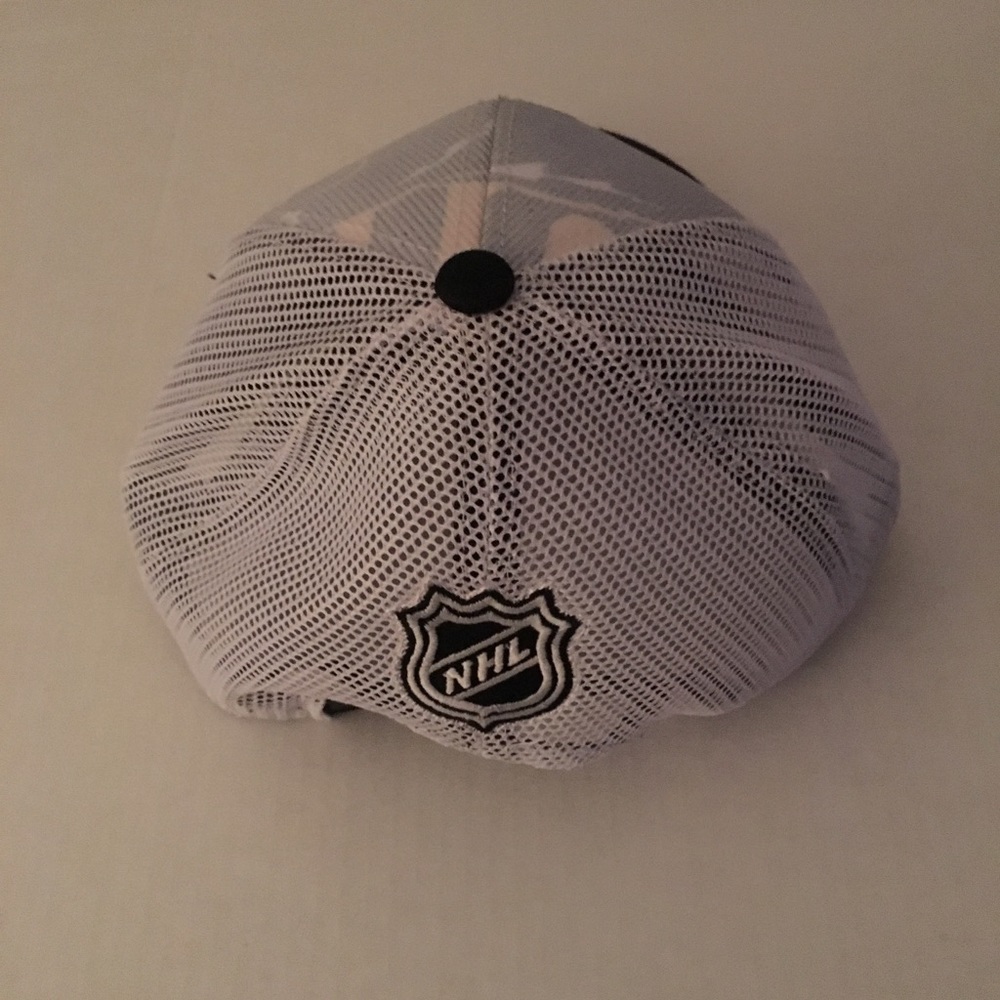 Boston hat - Picture 2 of 3